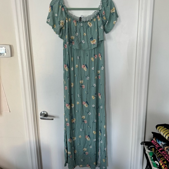 Floral maxi dress - Picture 2 of 6
